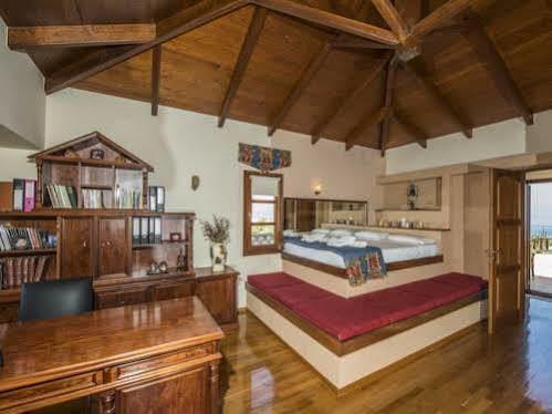 Villa Iason - Chania, Crete *